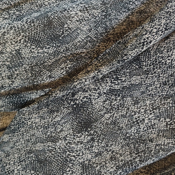 Maurice's snake print blouse - Picture 3 of 9